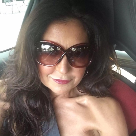 POSH AMBASSADOR ✨5 Star ⭐️ Top Rated Seller✨ - Picture 14 of 17